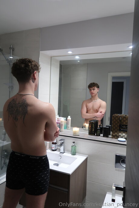 Kristian Pouncey nice actress picture