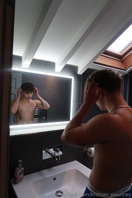 Kristian Pouncey model img