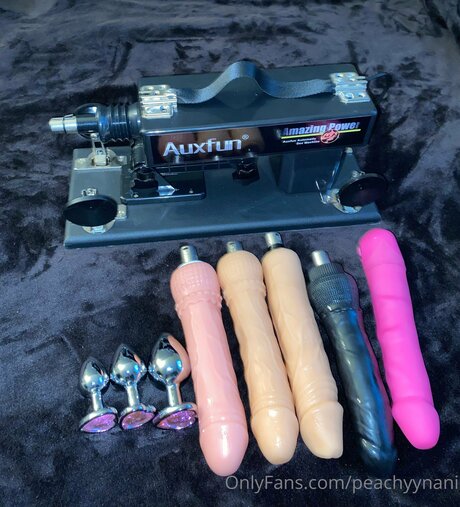 Peachyynani star sexy archive