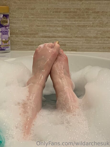 Wildarchesuk nude star photo