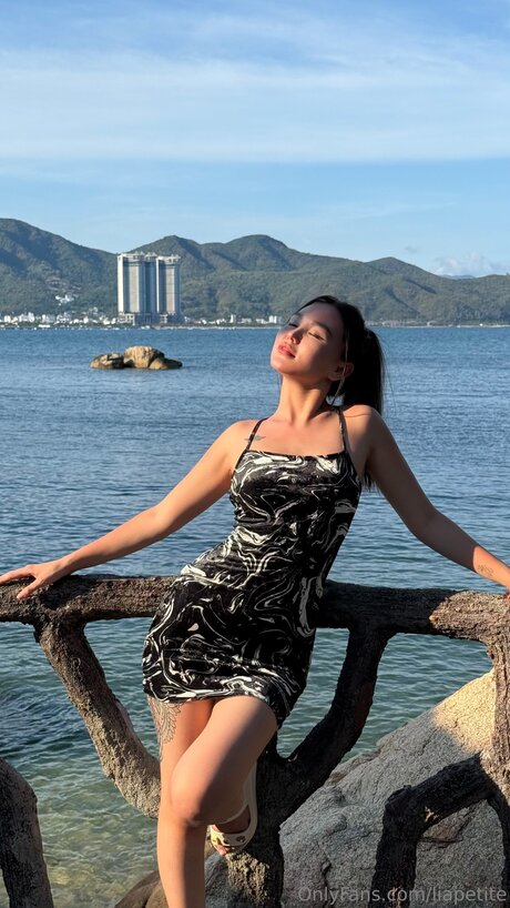 Liapetite sex model pictures