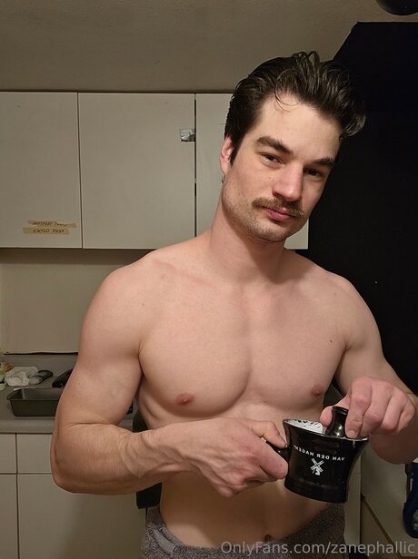 Zanephallic nudes star archive