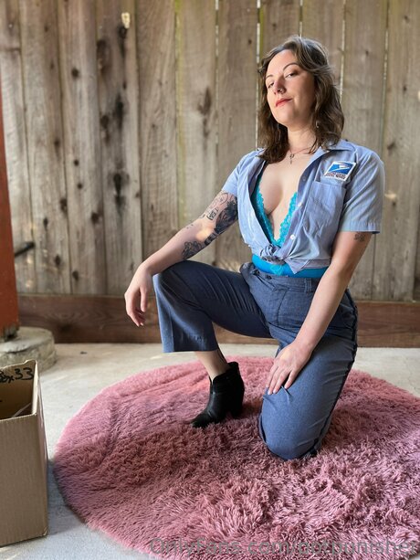 Potpunisher pornstar naked photo