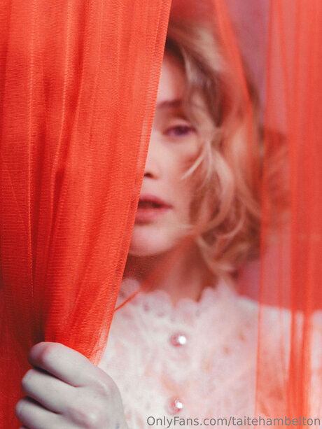 Taitehambelton pornographic model gallery