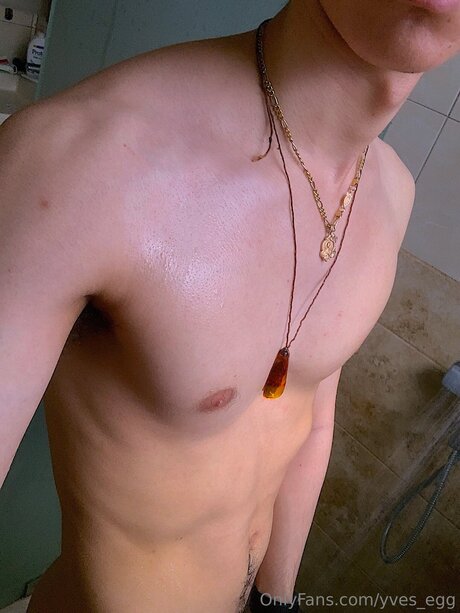 Yves Egg model sex picture