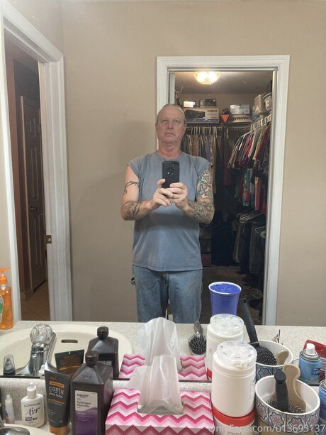 U13695137 pornstar adult images