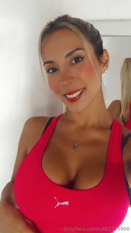 Lolavippp sexy pornstar galleries