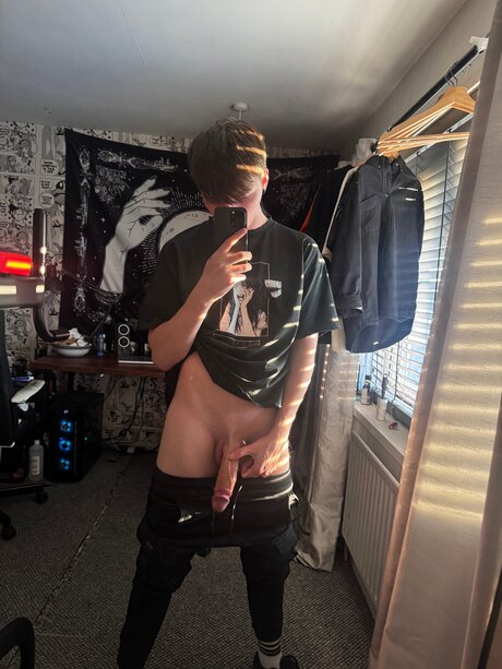 Thebeeb0i nude actress galleries