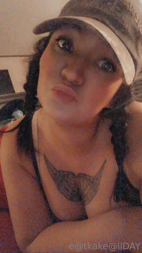 Eatkake model free images