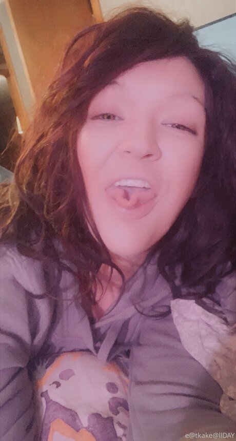 Eatkake star sexy photos