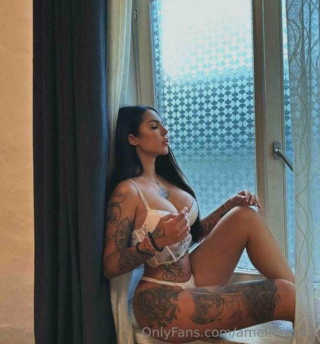 ameliereve7 naked star pictures