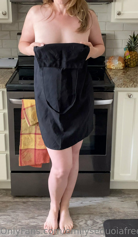 emilysequoiafree star nude img