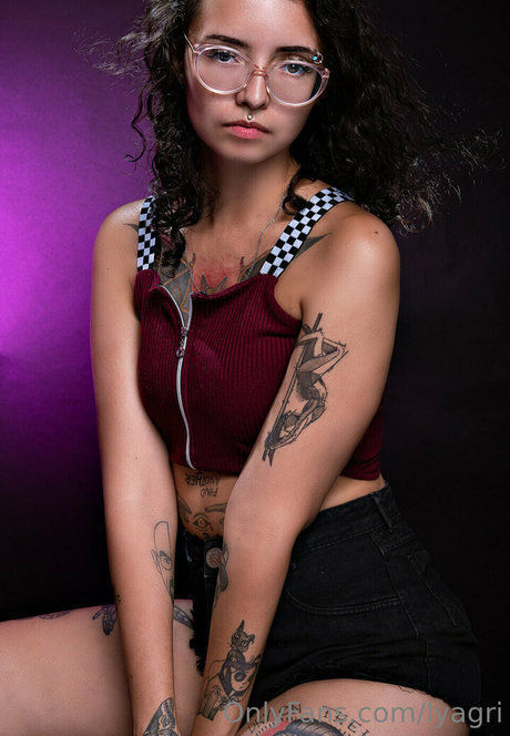 Electrahearth star naked gallery