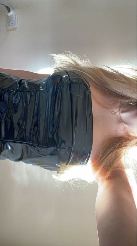 Mira Szalma sex star pic