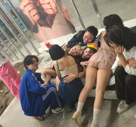 Lydiaren model exclusive photos