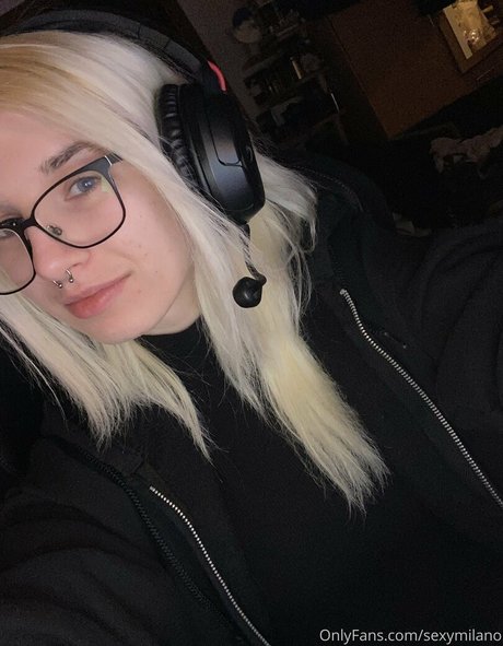 sexymilano best model pictures