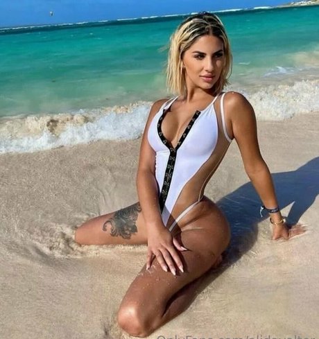 alidayalter star beautiful photo