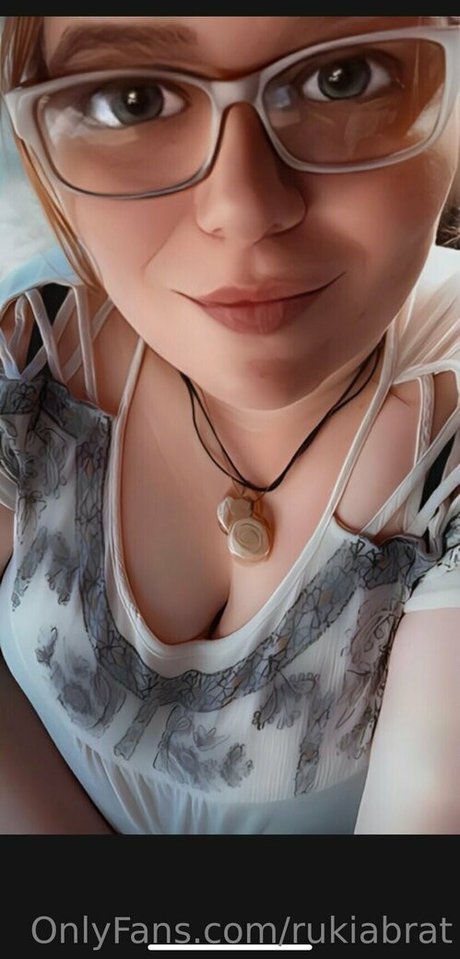 rukiabrat erotic actress picture