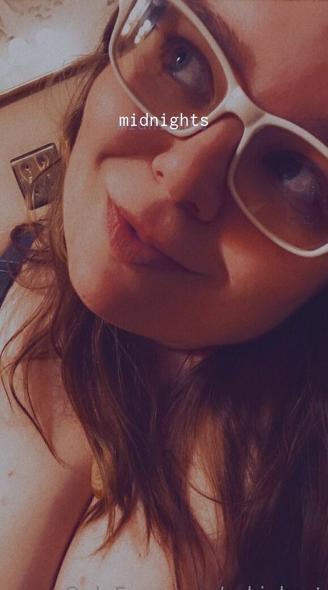 rukiabrat pornstar art photo