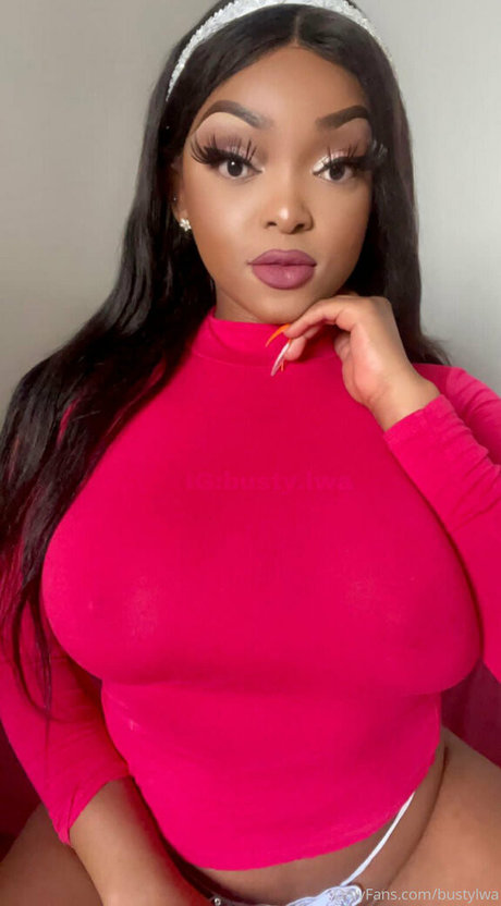 Bustylwa pornstar beautiful pic