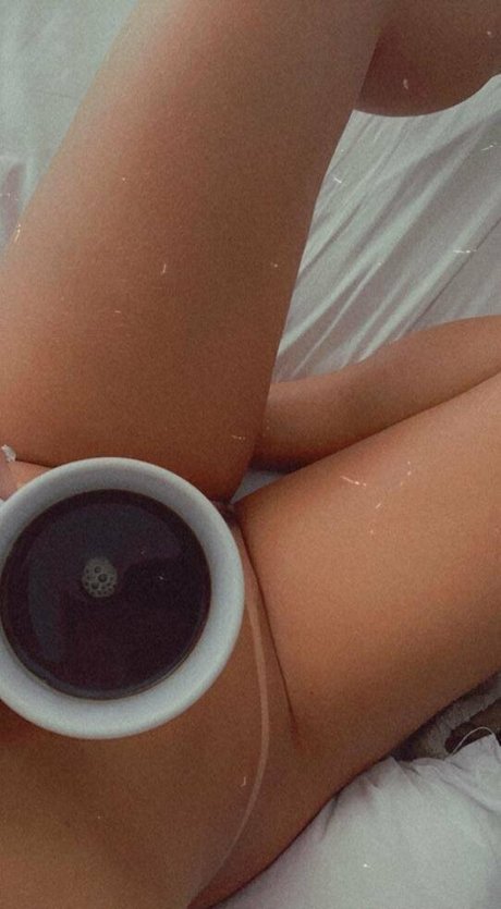 melaooficial hot actress galleries