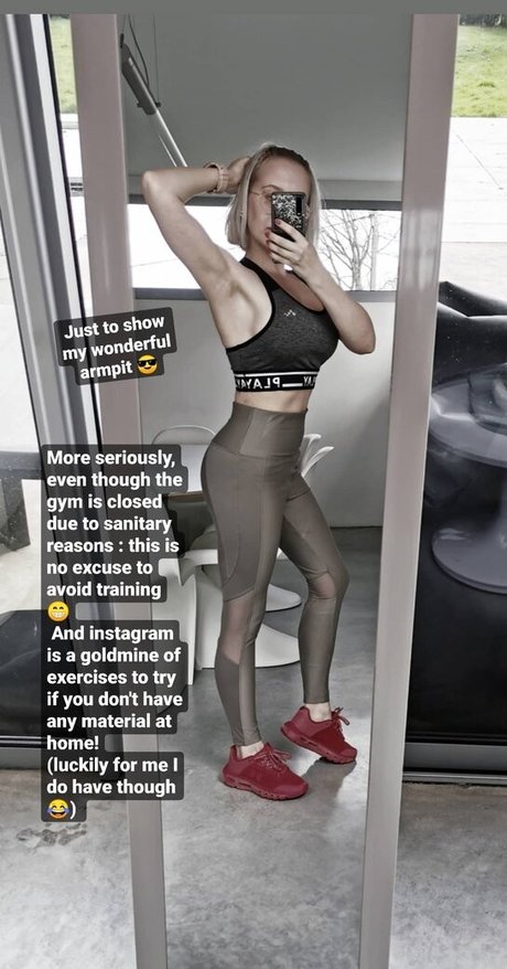 Methvespertine model hd pictures