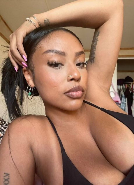 Dashofkitty nudes model img