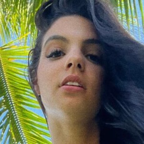 Liandra Bruder model erotic img