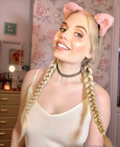 ittybittyprettykittyfree pornstar art image