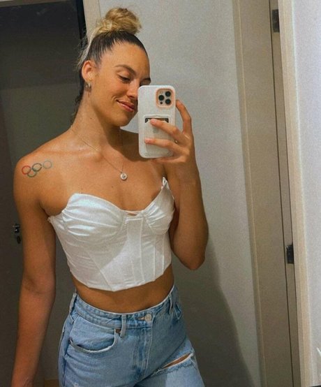 Elina Rodriguez model nude gallery