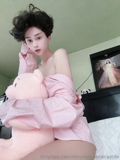 Libnyjesecabralcastillo naked star photo