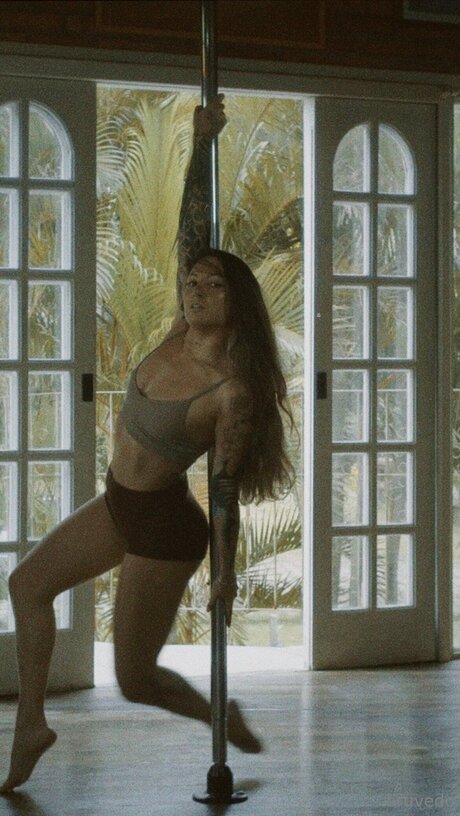 Sirenadamare xxx pornstar photo