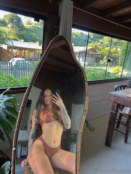 Sirenadamare hd actress img