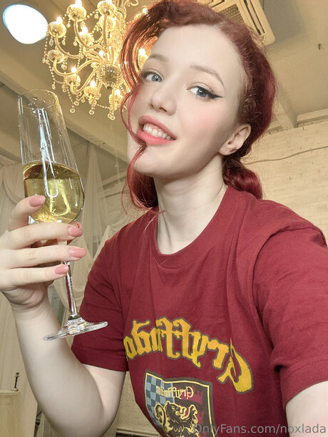 Noxlada star nudes pics