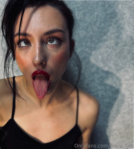 Mary Flex naked actress img