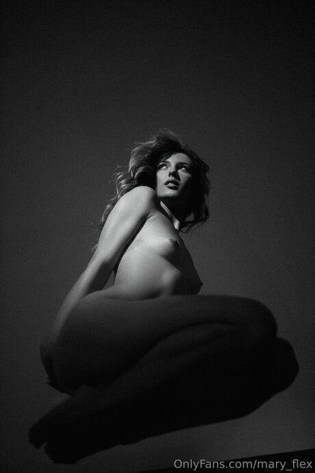 Mary Flex beautiful actress pictures