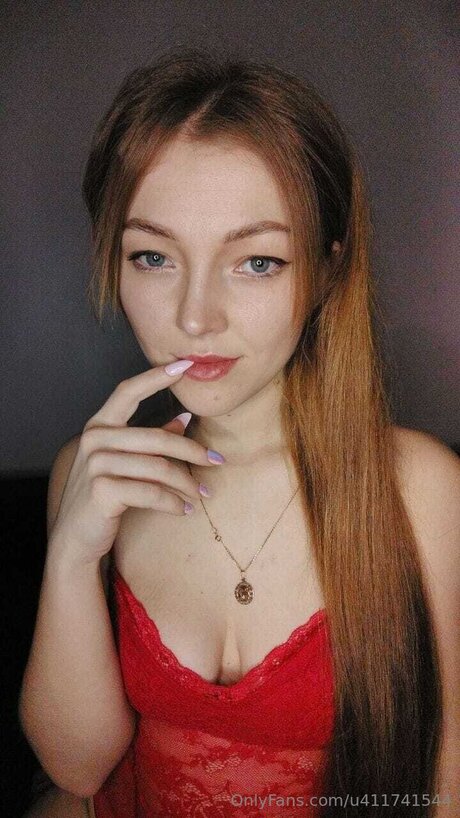 U411741544 top model images