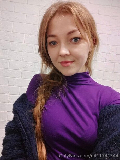 U411741544 exclusive pornstar gallery