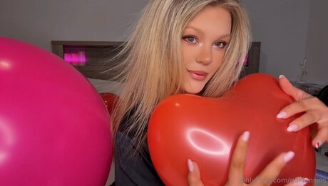 Goldensins sex star pics