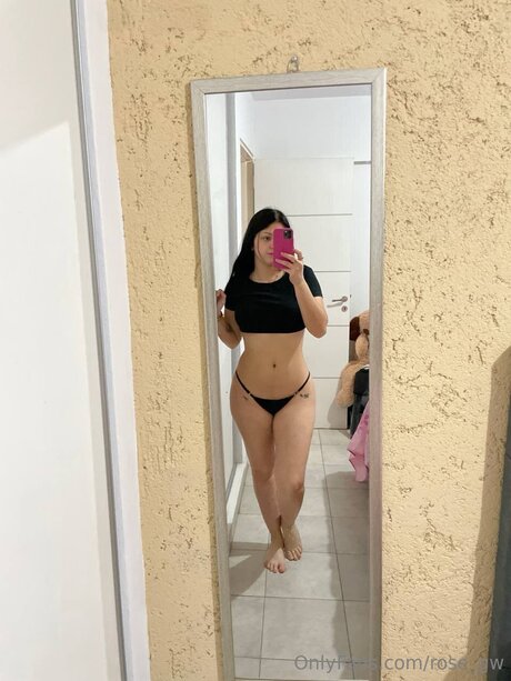 Kindlerose sexy star images