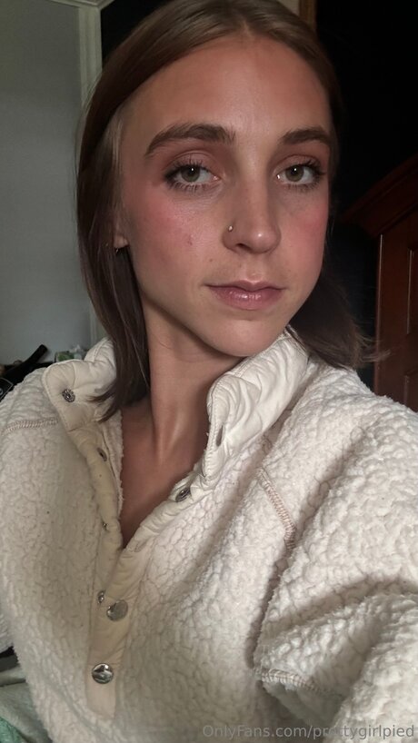 Naughtsoshhy star free pic