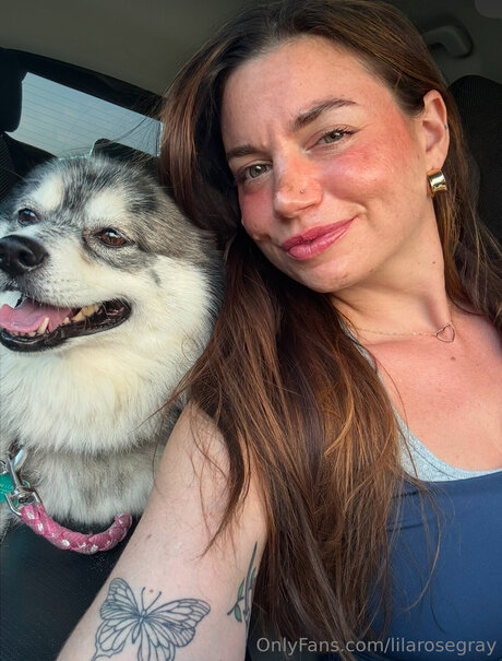 Lilarosegray pretty pornstar images