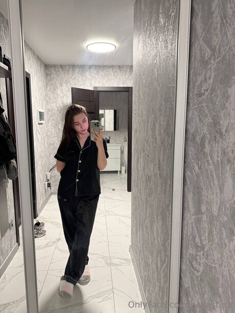 Bellastars model pretty photo