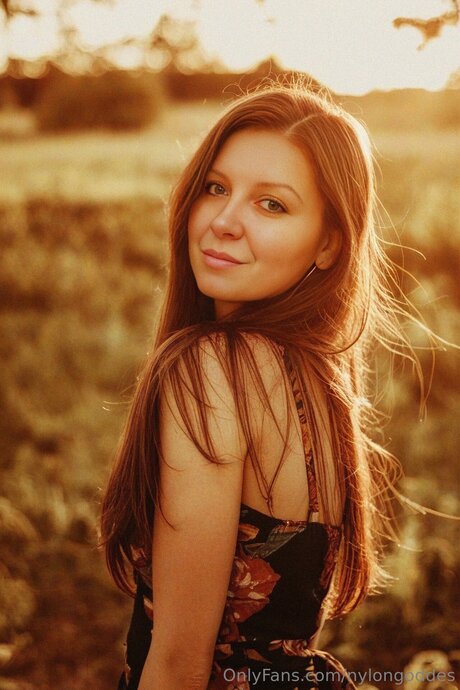 Nylongoddes model beautiful picture