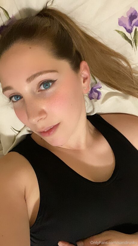 Sandrusky xxx actress photo