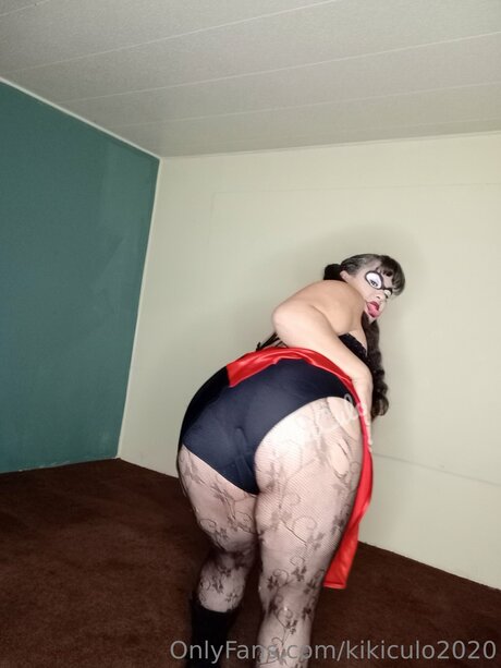 Kikiculo2020 sex model gallery