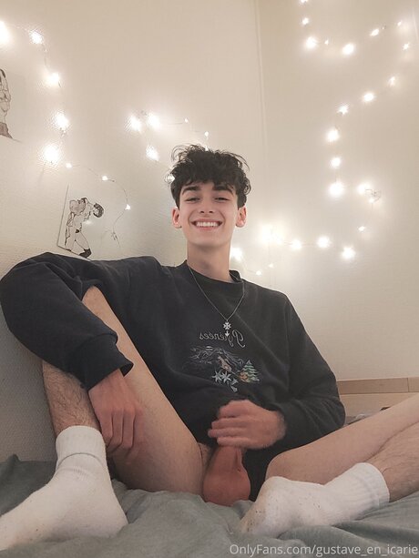 Gustave En Icarie high quality model pictures