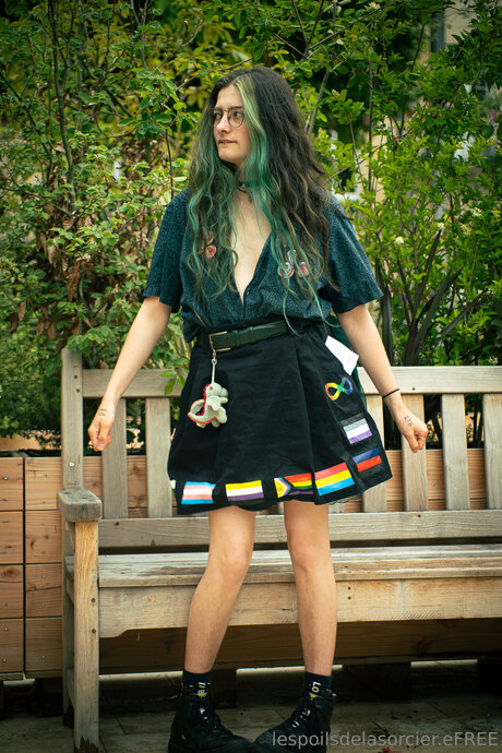 Poilsdesorcier Efree star sexy img