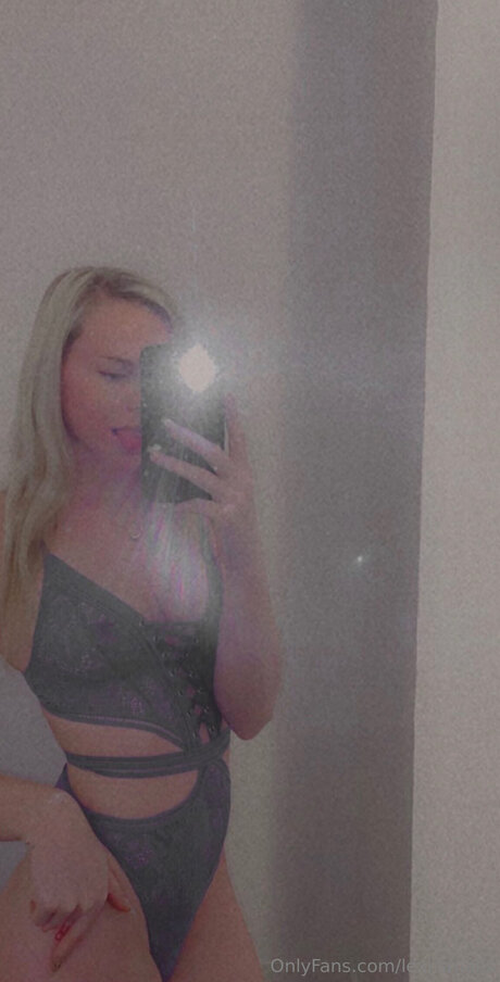 Lexi Smalls model perfect pics