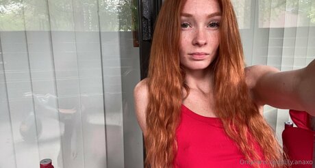 Lily Anaxo nude star picture